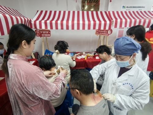 （20250304区中医医院）传承雷锋精神 弘扬中医文化3.jpg